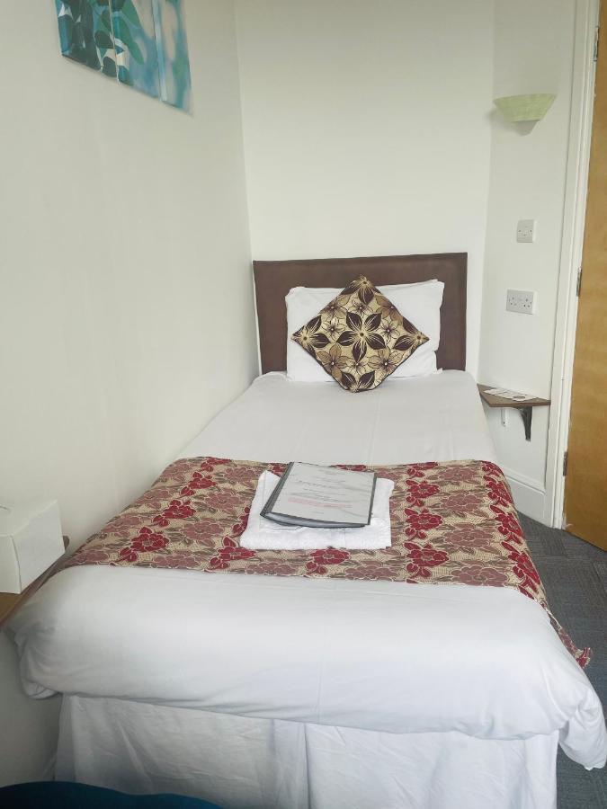 Hotel Hudson Торки Экстерьер фото